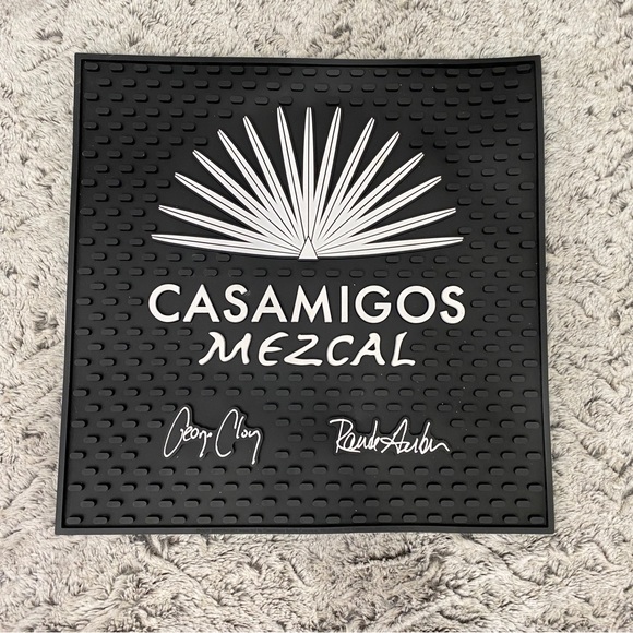 Brand New Casamigos Mezcal Tequila Rubber Bar Spill Mat George Clooney - Picture 1 of 3